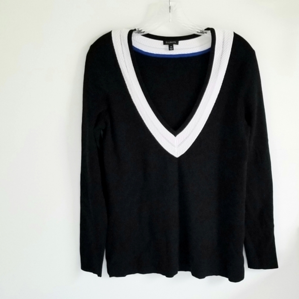 Talbots Sweater Lightweight Black White Deep V-neck knit top